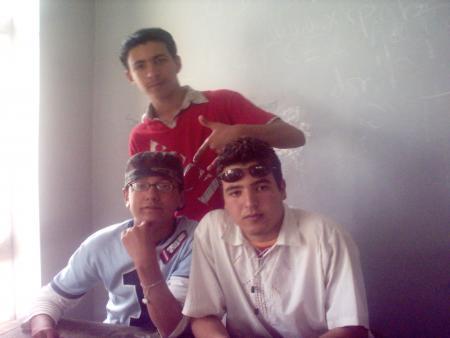 c' moi avec taha et khlil et kamel